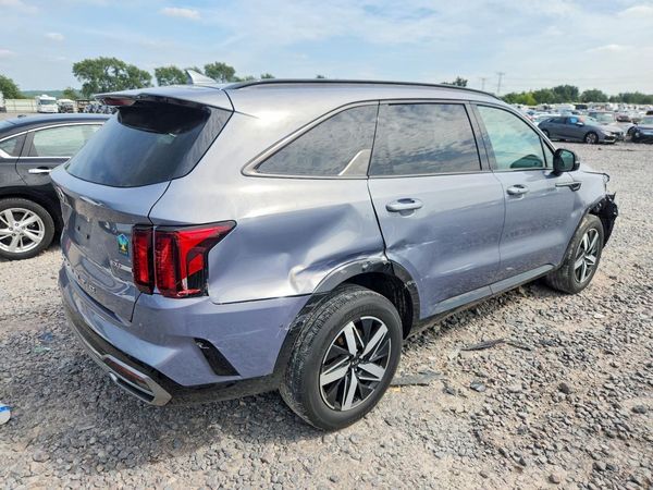 2021 KIA SORENTO