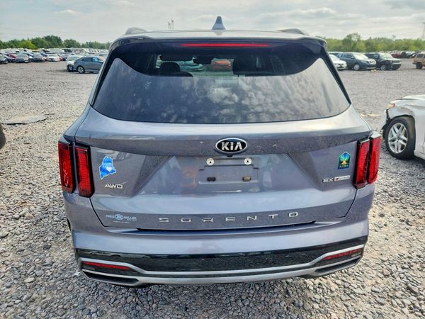 2021 KIA SORENTO