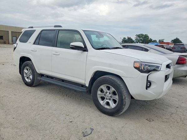 2023 TOYOTA 4RUNNER SR5 Prem