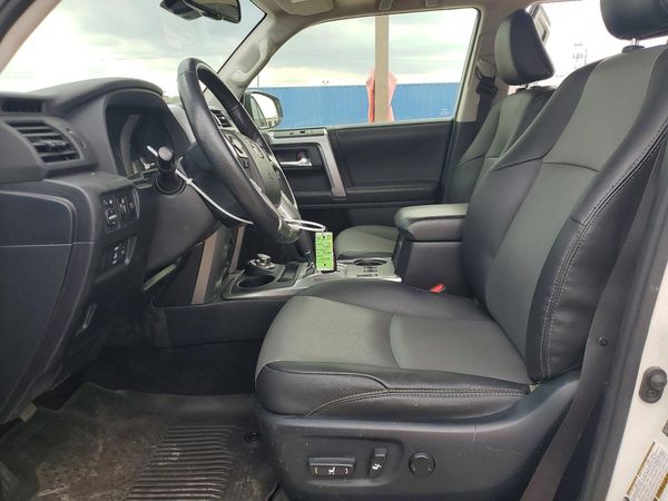2023 TOYOTA 4RUNNER SR5 Prem
