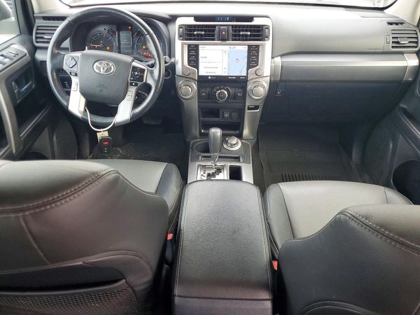2023 TOYOTA 4RUNNER SR5 Prem