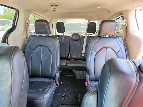 2017 CHRYSLER PACIFICA Touring L