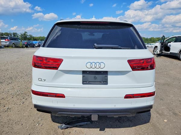 2019 AUDI Q7 quattro Prestige