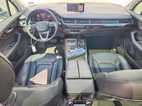 2019 AUDI Q7 quattro Prestige