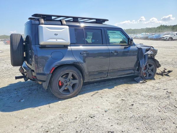 2022 LAND ROVER DEFENDER