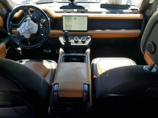 2022 LAND ROVER DEFENDER