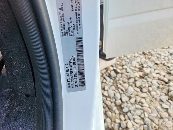2026 RAM 1500 Laramie — VINS