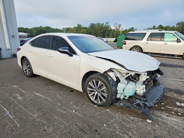 2020 LEXUS ES