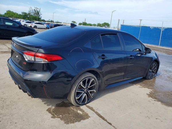 2022 TOYOTA COROLLA
