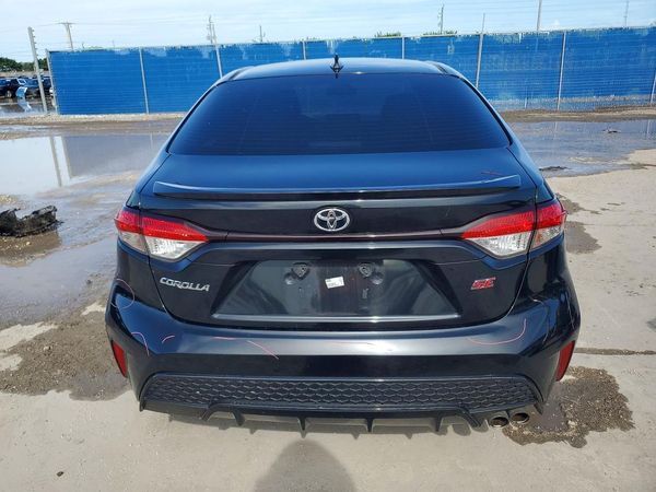 2022 TOYOTA COROLLA