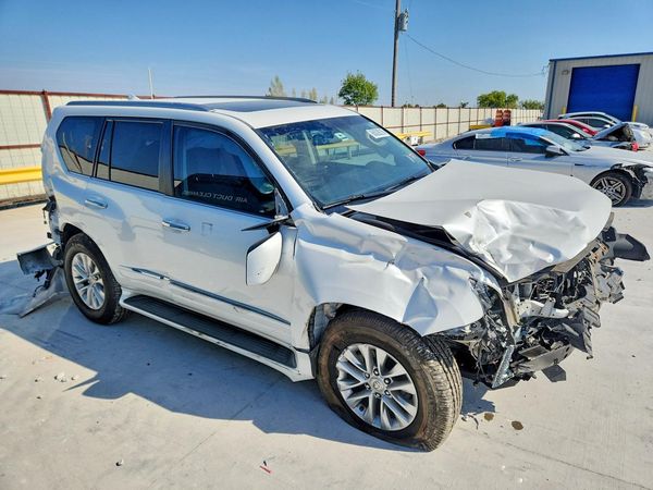 2019 LEXUS GX 460 Base — Passenger 3/4