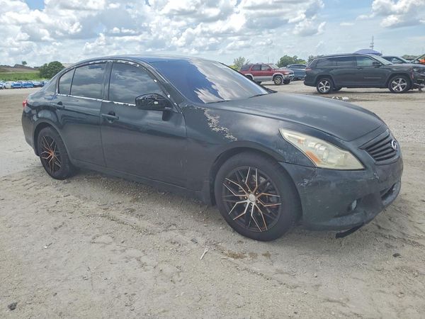 2012 INFINITI G37