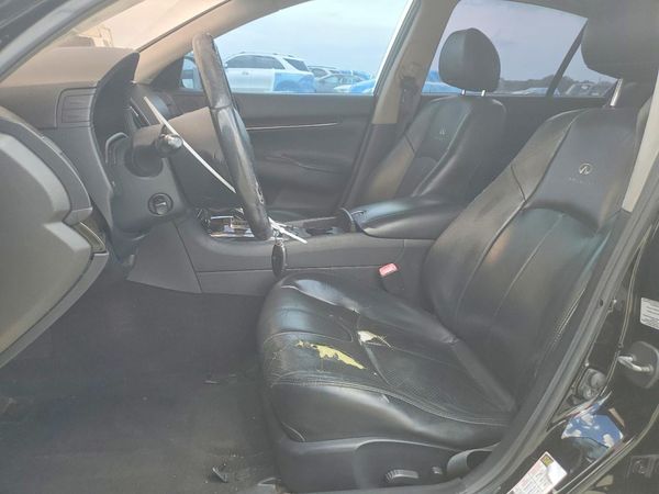 2012 INFINITI G37