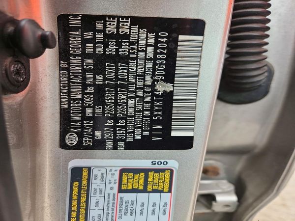2013 KIA SORENTO Base / LX