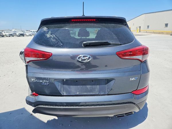 2016 HYUNDAI TUCSON