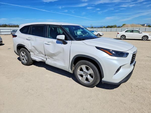 2024 TOYOTA HIGHLANDER
