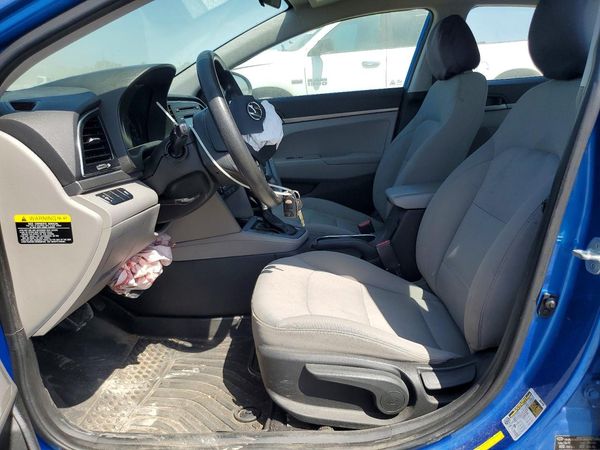 2017 HYUNDAI ELANTRA SE Base