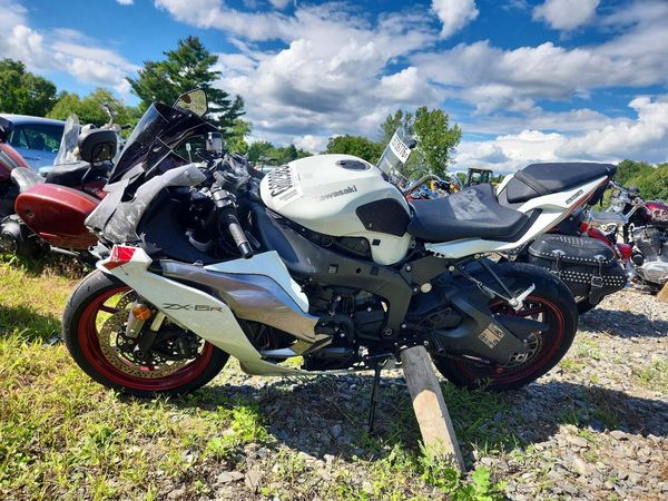 2025 KAWASAKI NINJA 600