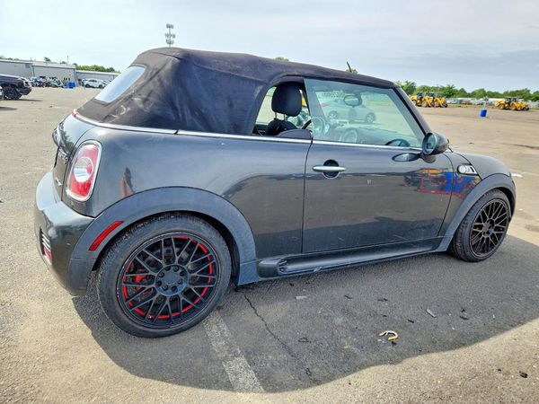 2014 MINI COOPER
