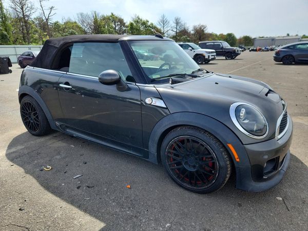 2014 MINI COOPER