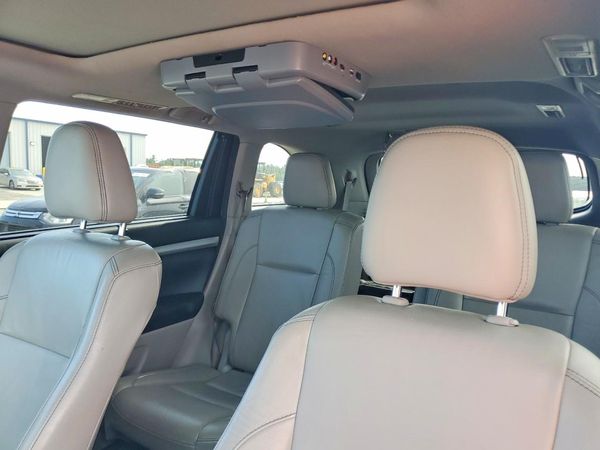 2017 TOYOTA HIGHLANDER SE/XLE