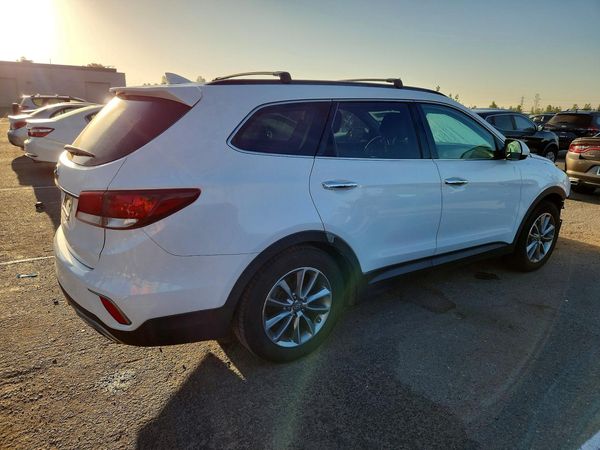 2018 HYUNDAI SANTA FE SE Base