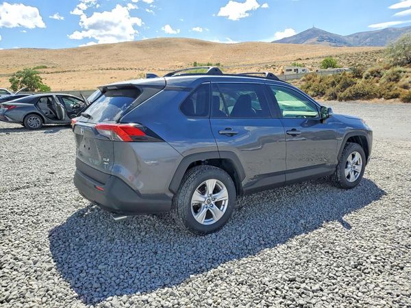 2019 TOYOTA RAV4 XLE / XLE Premium 4WD