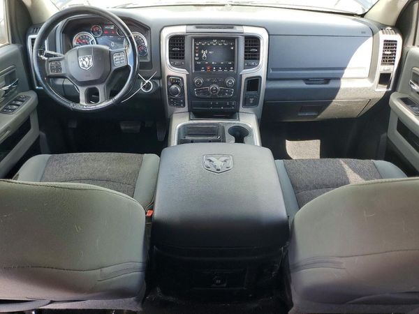 2018 RAM 1500 SLT