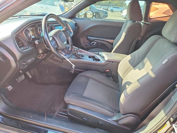 2015 DODGE CHALLENGER SXT
