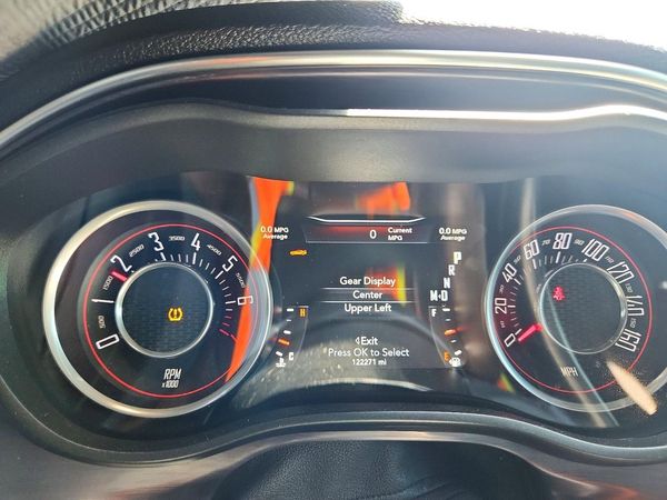 2015 DODGE CHALLENGER SXT