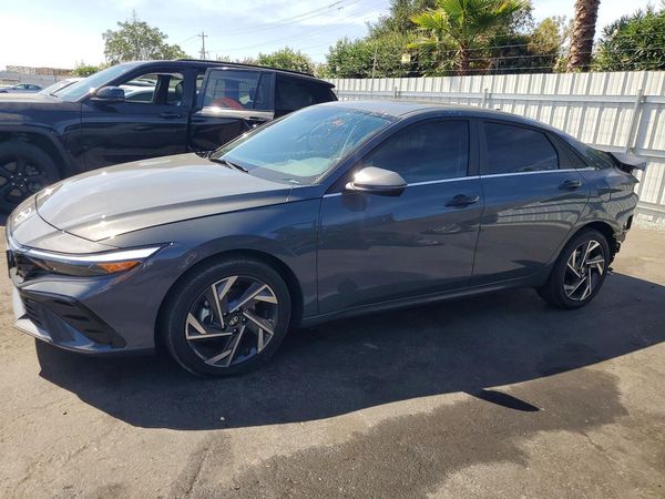 2026 HYUNDAI ELANTRA