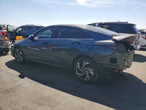 2026 HYUNDAI ELANTRA