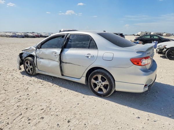 2012 TOYOTA COROLLA