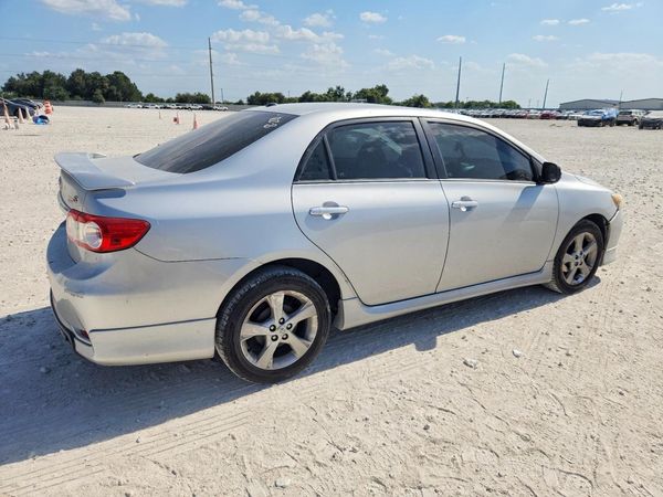 2012 TOYOTA COROLLA