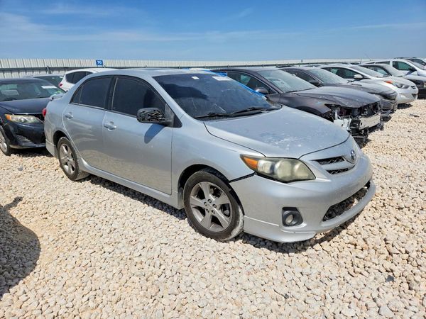 2012 TOYOTA COROLLA