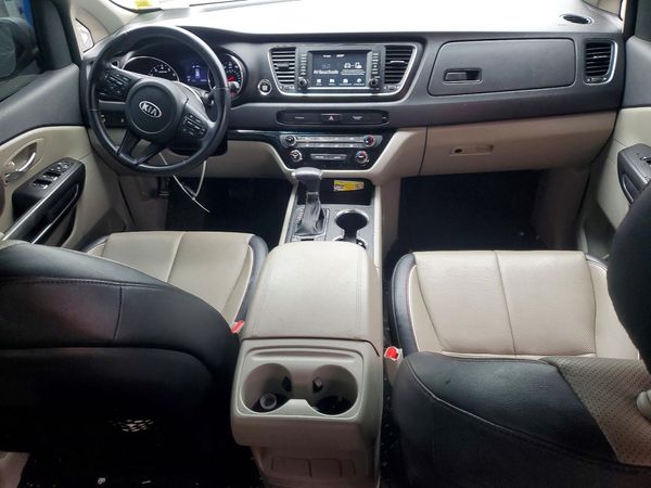 2019 KIA SEDONA