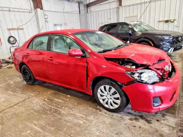 2013 TOYOTA COROLLA