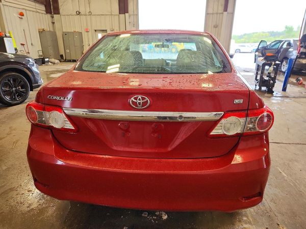 2013 TOYOTA COROLLA