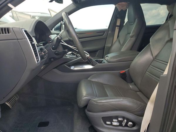 2019 PORSCHE CAYENNE Turbo
