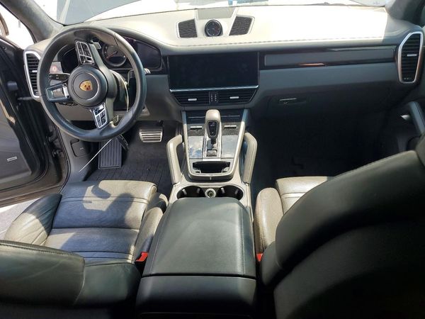 2019 PORSCHE CAYENNE Turbo