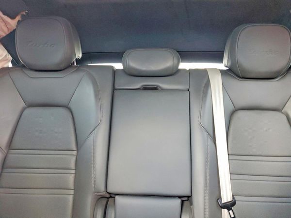 2019 PORSCHE CAYENNE Turbo