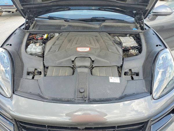 2019 PORSCHE CAYENNE Turbo
