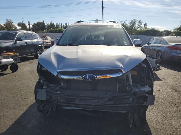 2018 SUBARU FORESTER Premium+ES
