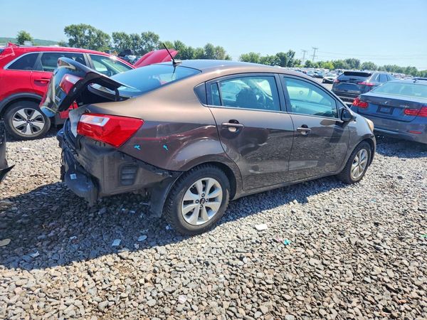 2016 KIA RIO