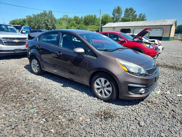 2016 KIA RIO