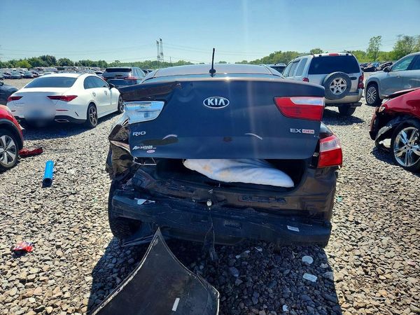 2016 KIA RIO