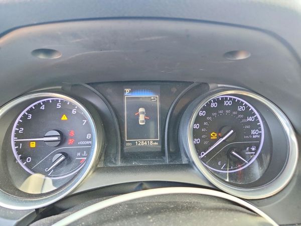 2019 TOYOTA CAMRY