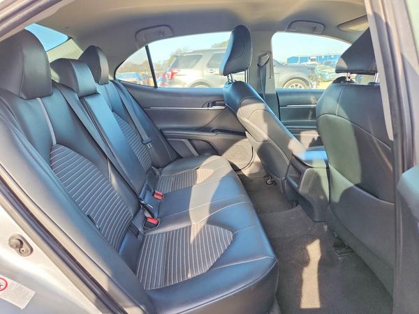 2019 TOYOTA CAMRY