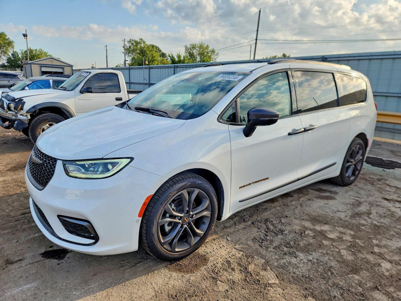 2024 CHRYSLER PACIFICA