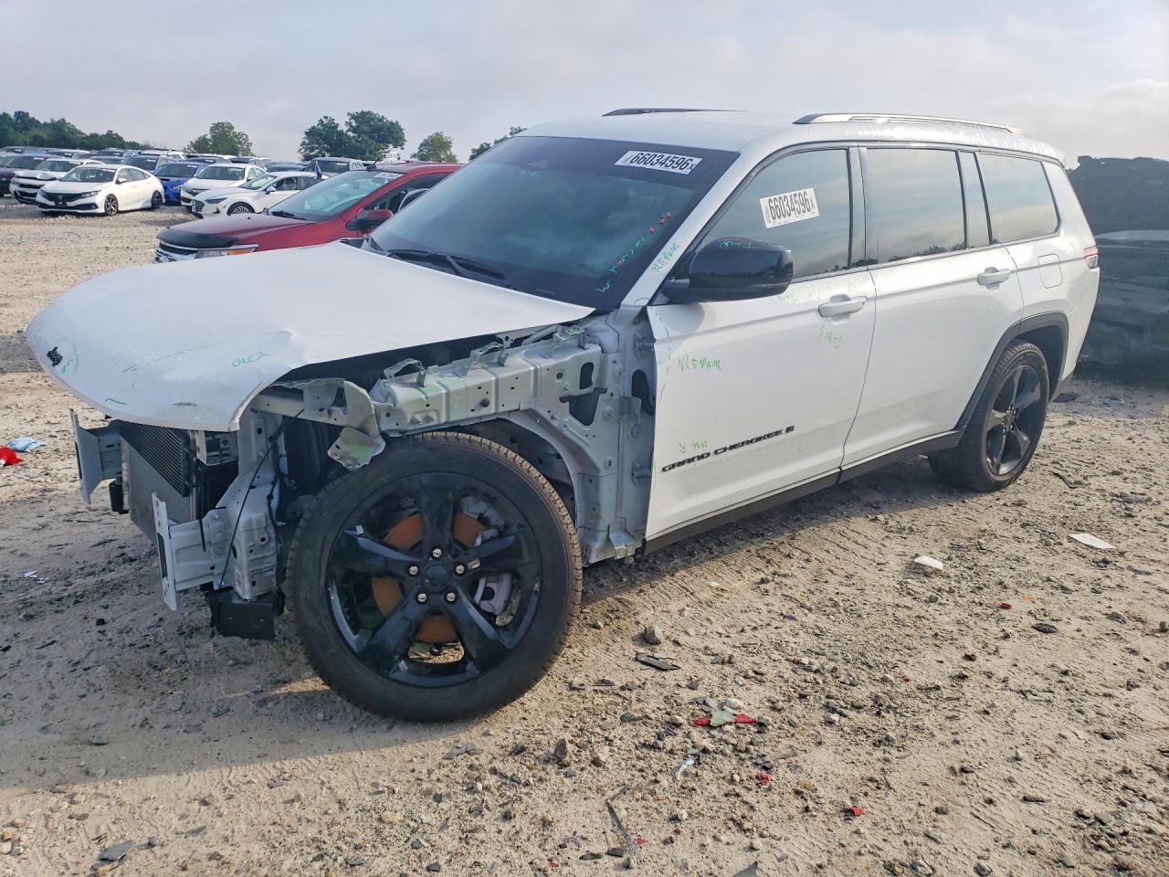 2025 JEEP CHEROKEE Limited — Front 3/4